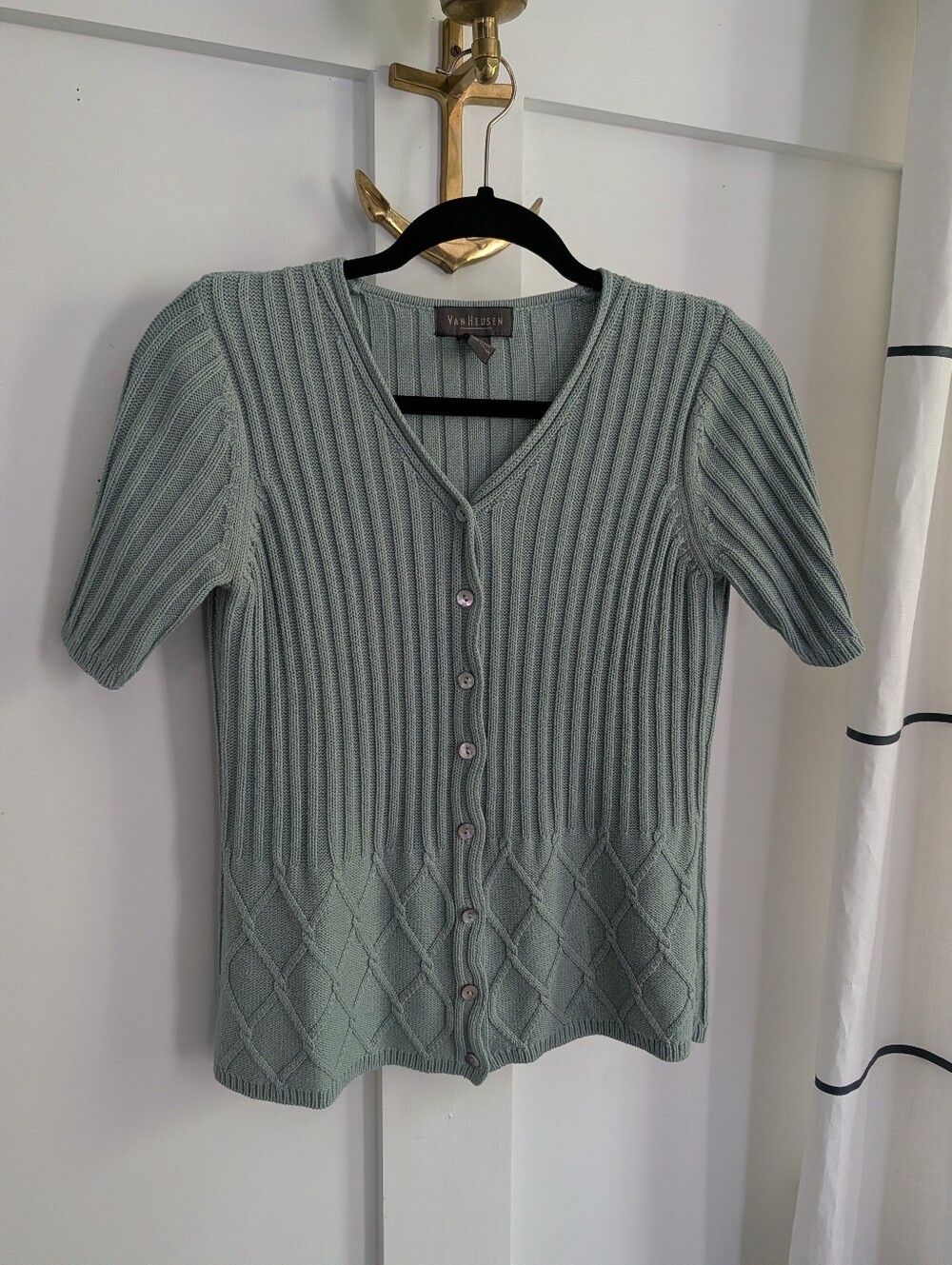 Vintage Van Heusen Pale Sage Green Ribbed Short Sleeve V Neck Cardigan Sweater S
